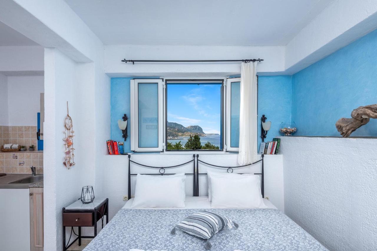 Agnanti Beach Apartments อาร์คานเยโลส ภายนอก รูปภาพ