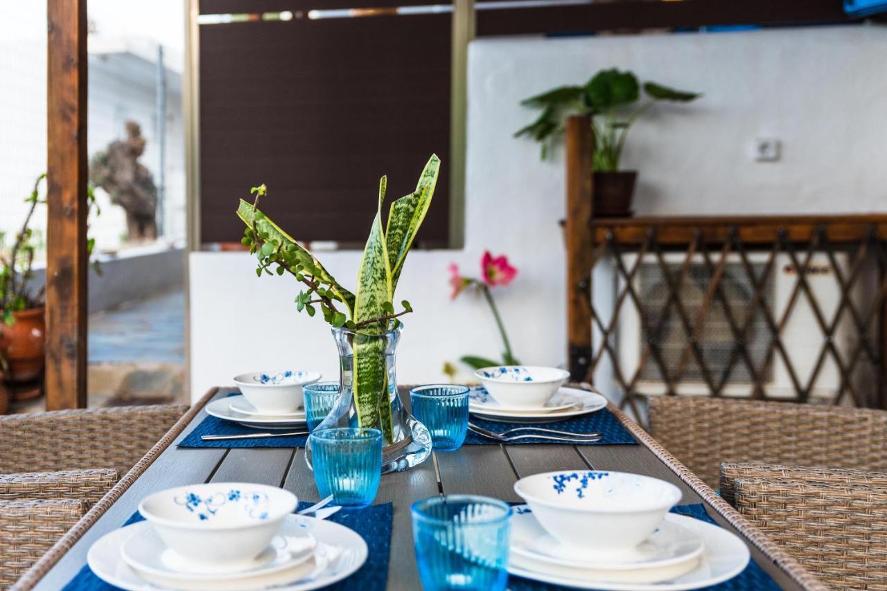 Agnanti Beach Apartments อาร์คานเยโลส ภายนอก รูปภาพ