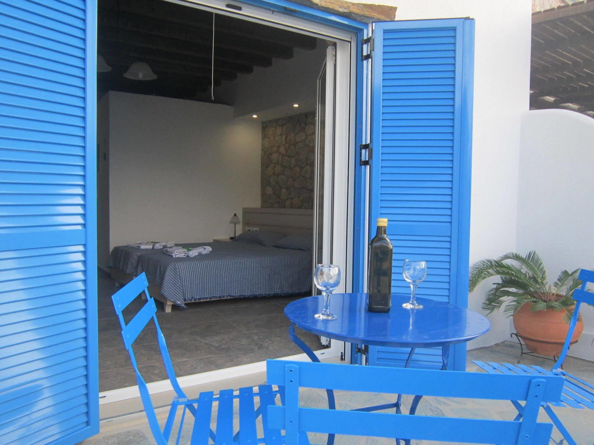 Agnanti Beach Apartments อาร์คานเยโลส ภายนอก รูปภาพ